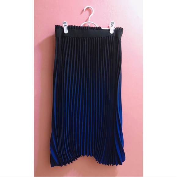 Babaton Pleated Ombré Skirt